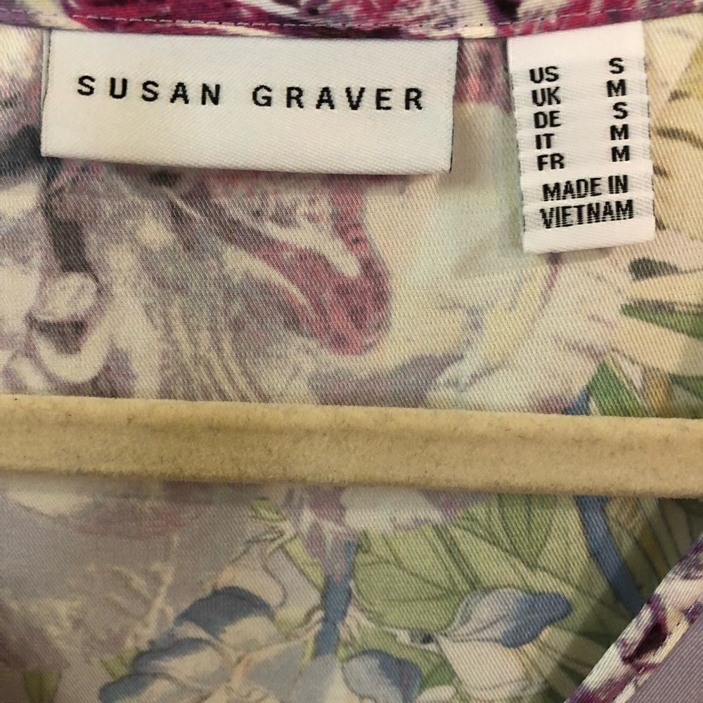 Susan Graver spring floral tunic - Picture 2 of 4